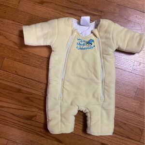 Merlin's Magic Fleece Sleepsuit  Size Large 6-9 months ( 18-21 pounds ) - Yellow